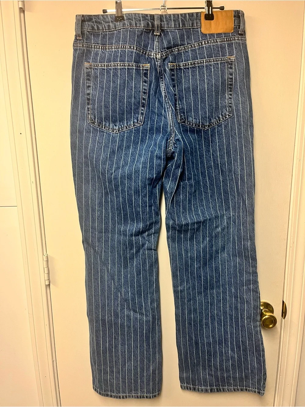 H&M Divided Pinstripe Straight Leg Jeans Size 10 Blue Denim